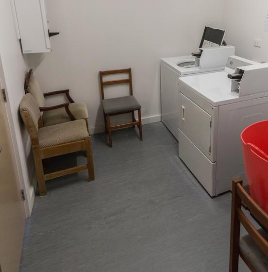 Hostel Downtown Backpackers 13