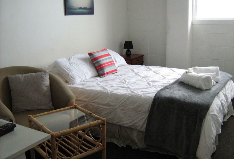 Hostel Downtown Backpackers 16