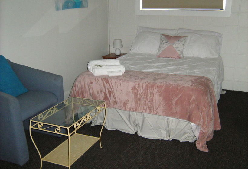 Hostel Downtown Backpackers 19