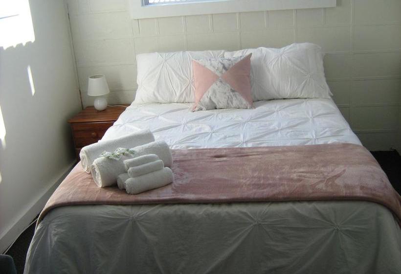 Hostel Downtown Backpackers 9