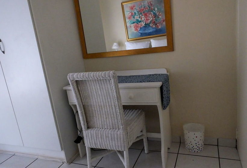 Sunshine Self Catering 11