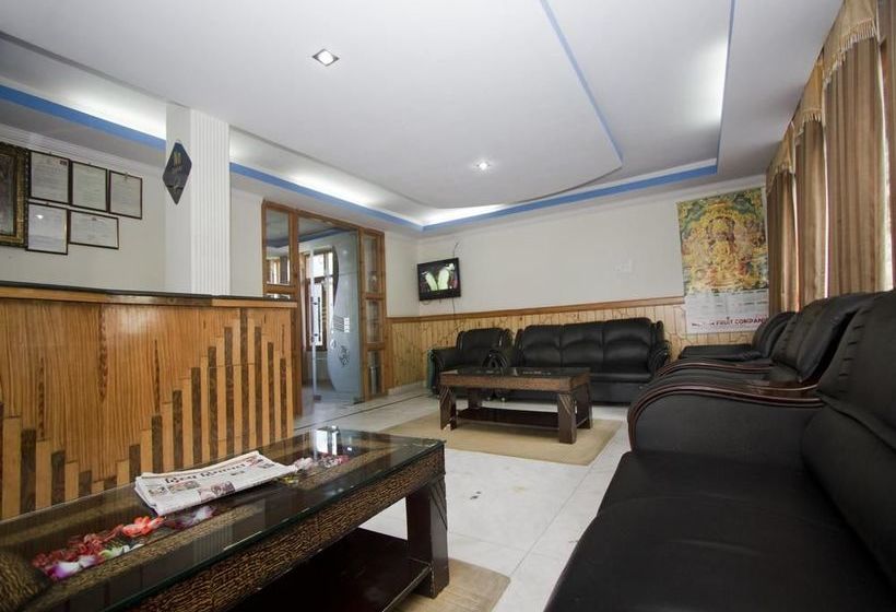 Hotel Oyo Premium Star Prini 11