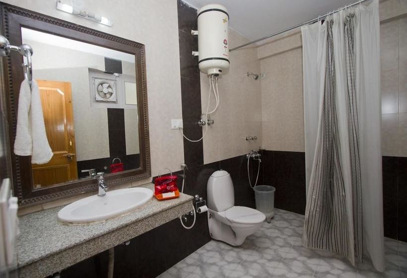 Hotel Oyo Premium Star Prini 18