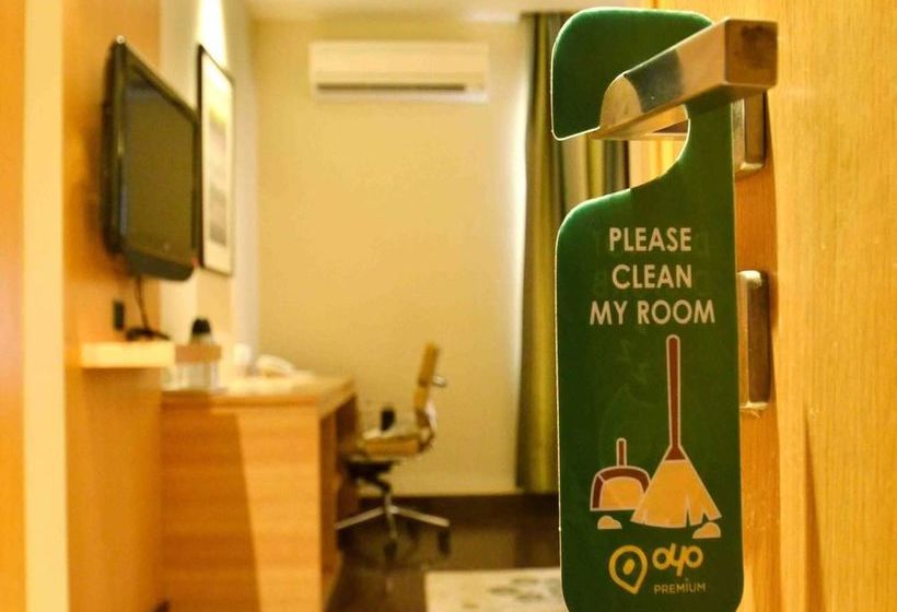 Hotel Oyo Premium Behind High Court Indore 15