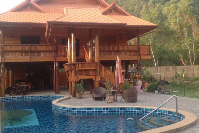 Hotel Golden Teak Resort Baan Sapparot 11