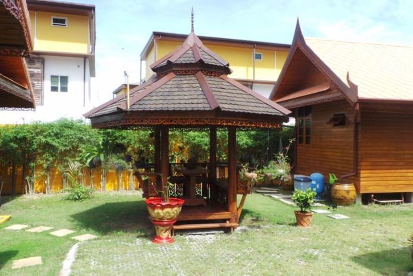 Hotel Golden Teak Resort Baan Sapparot 14