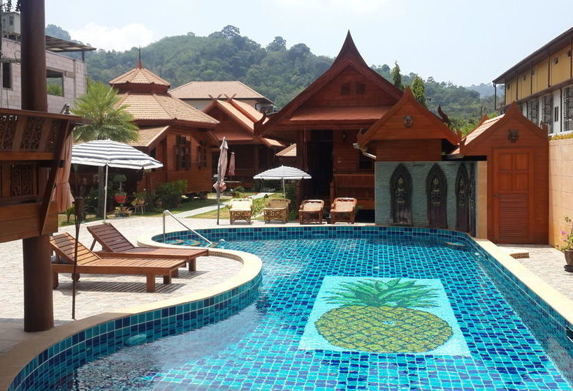 Hotel Golden Teak Resort Baan Sapparot 17