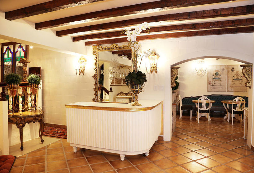 Pension Rexford Manor 1