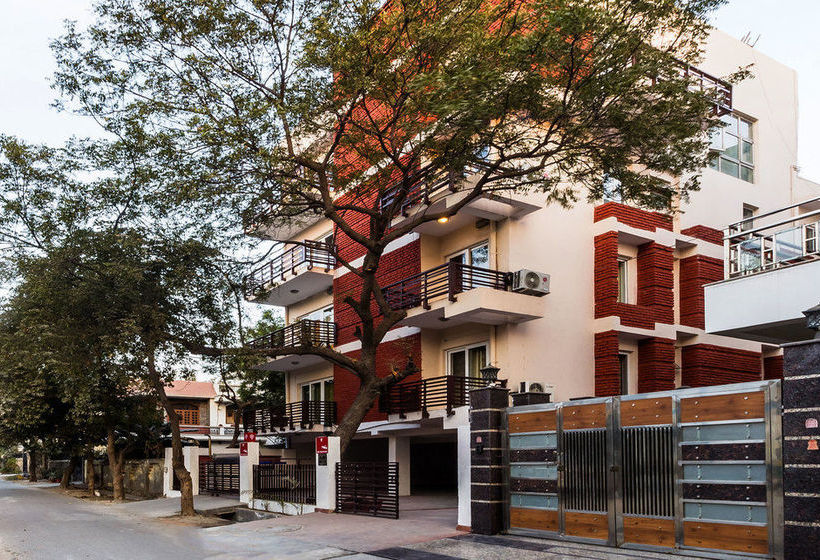 Hotel Oyo Flagship Noida Golf Course Noida Uttar Pradesh