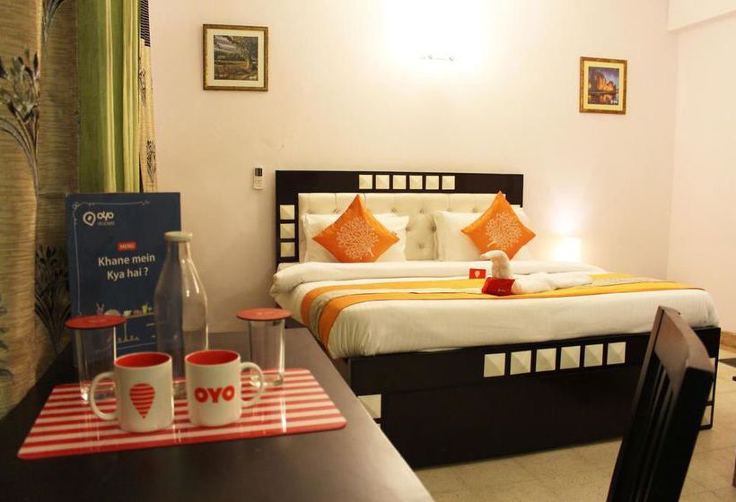 Hotel Oyo Flagship Noida Golf Course 17