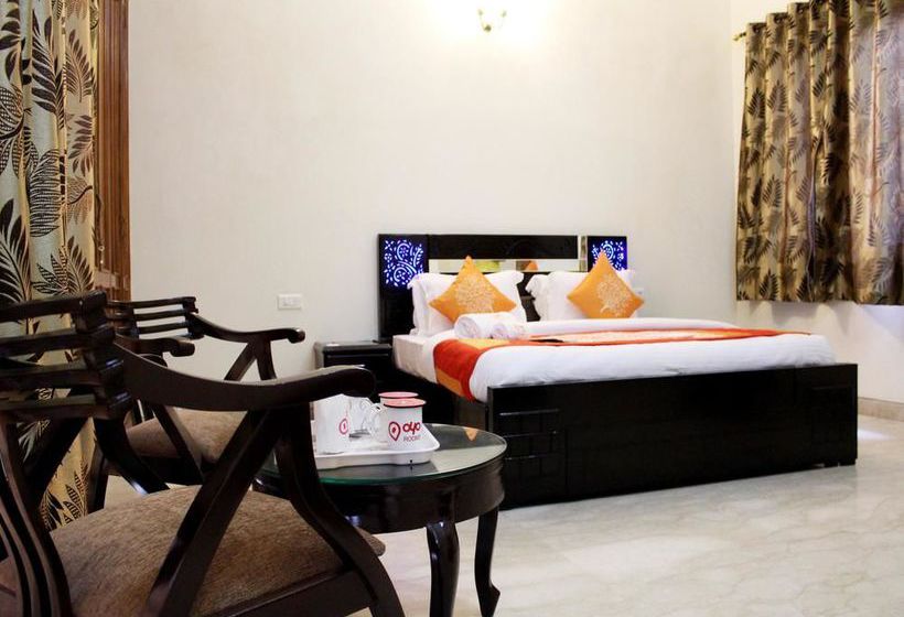 Hotel Oyo Rooms Noida Sector 43 10