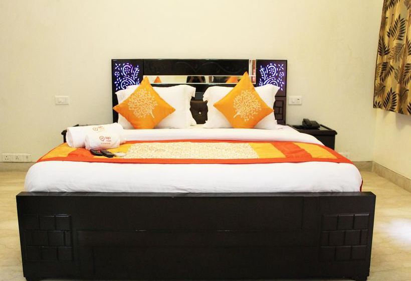 Hotel Oyo Rooms Noida Sector 43 13