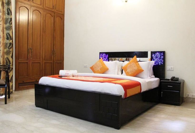 Hotel Oyo Rooms Noida Sector 43 15
