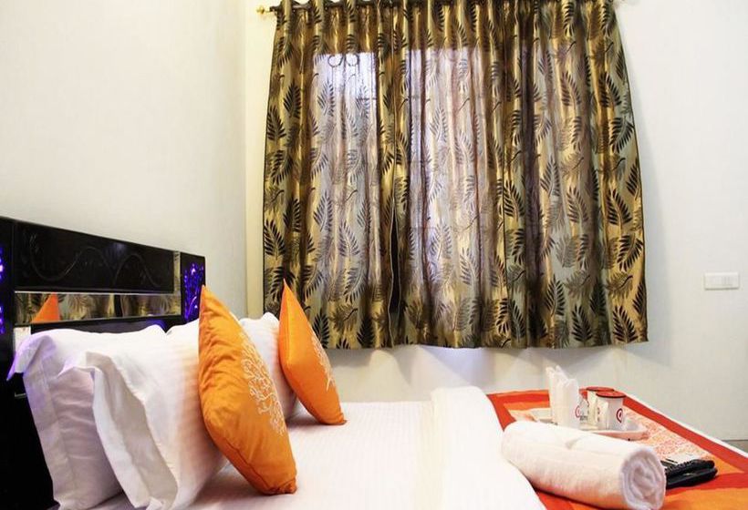 Hotel Oyo Rooms Noida Sector 43 18
