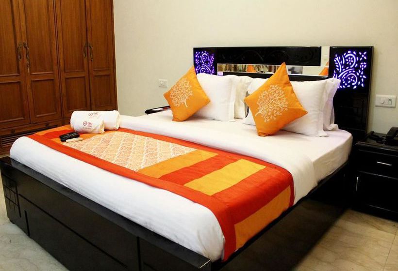 Hotel Oyo Rooms Noida Sector 43 9