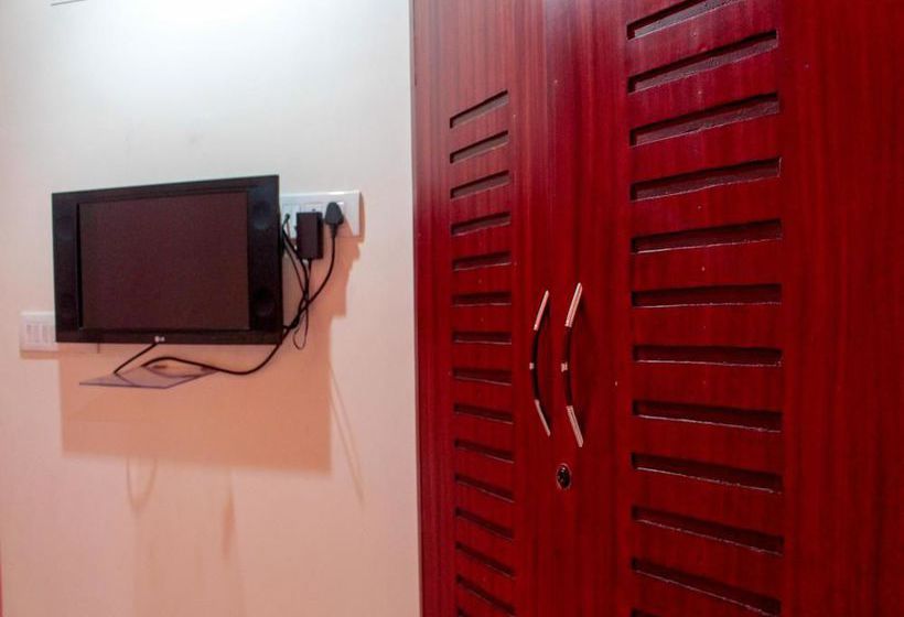 Hotel Oyo Rooms Bapuji Nagar 11