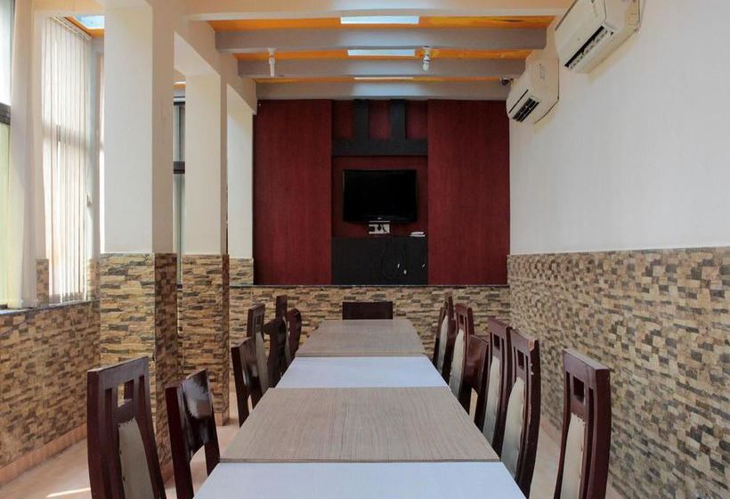 Hotel Oyo Rooms Bapuji Nagar 7