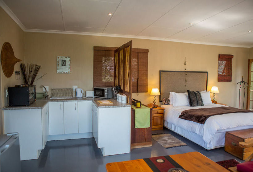 Moonflower Cottages 13