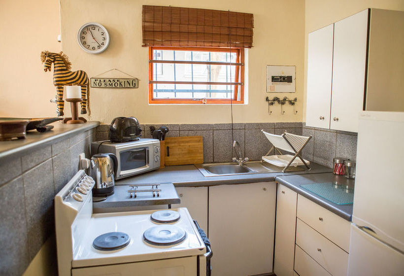 Moonflower Cottages 14