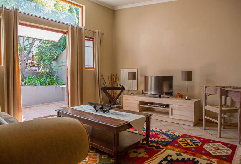 Moonflower Cottages 15