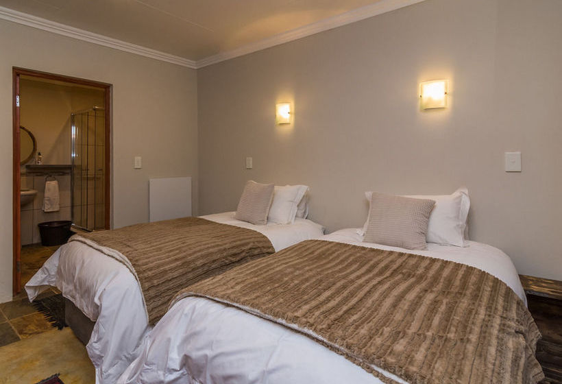 Moonflower Cottages 17