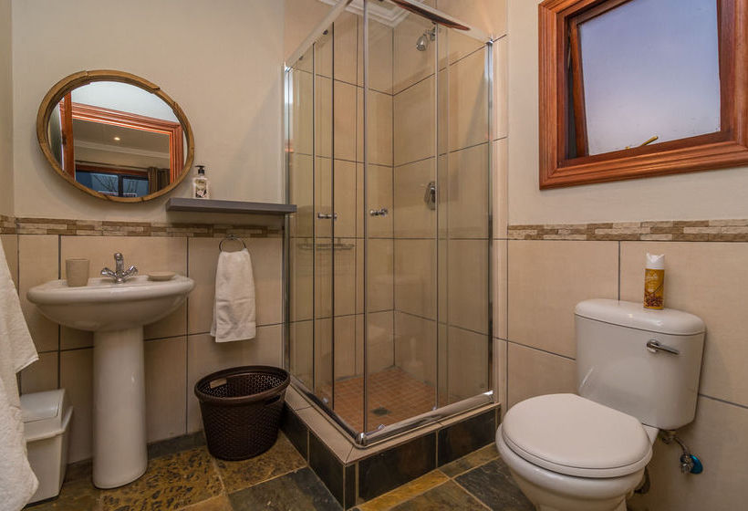 Moonflower Cottages 18