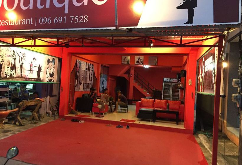 Red Boutique Hostel 11