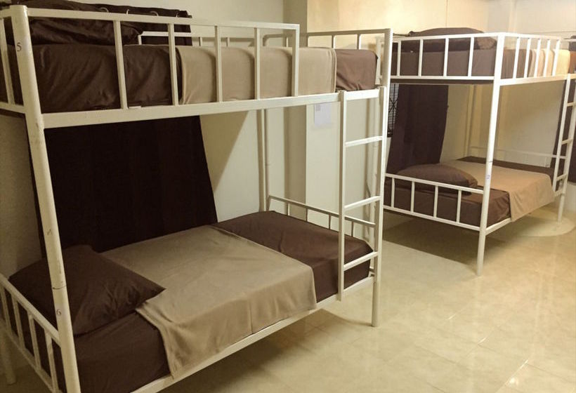 Red Boutique Hostel 16