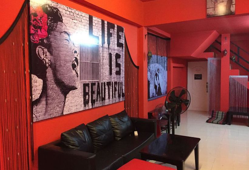 Red Boutique Hostel 6