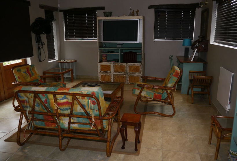 Pension Lauricedale Country House 1