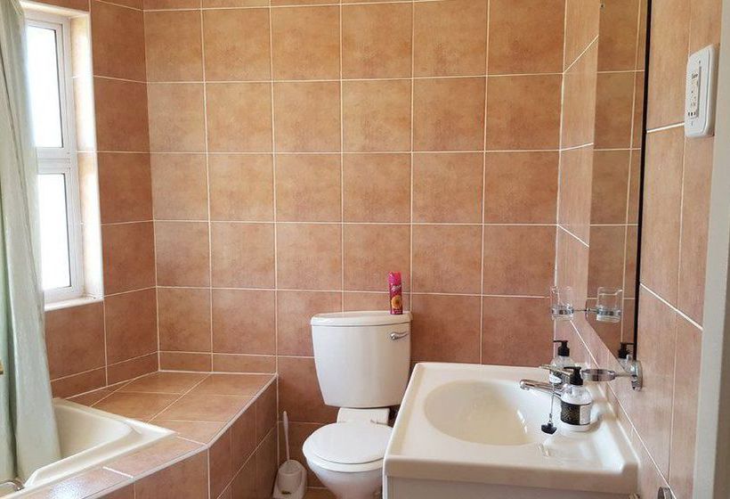 Bed and Breakfast Sunset Lodge Guest House 1