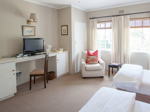 Pensión Chartwell Castle & Guest House 15