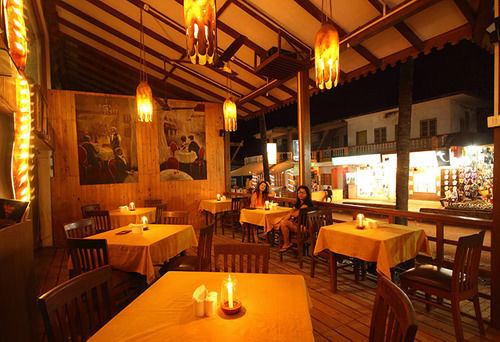 Hotel De Baga Deck Comfots 18