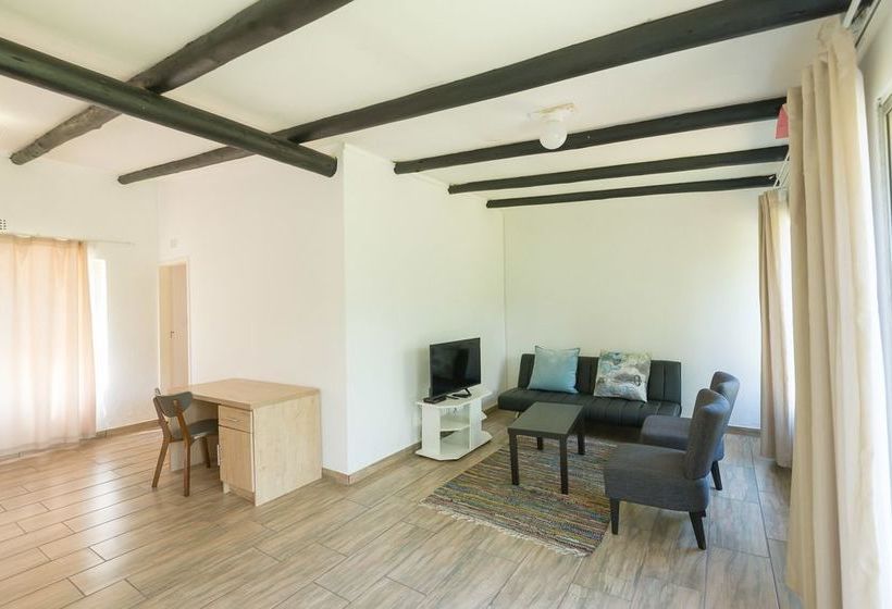 Hotel Amadwala Lodge 15