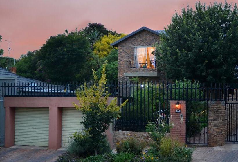 Bed and Breakfast Bnb On 8th Avenue 12