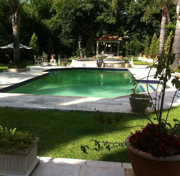 Bed And Breakfast On Melrose