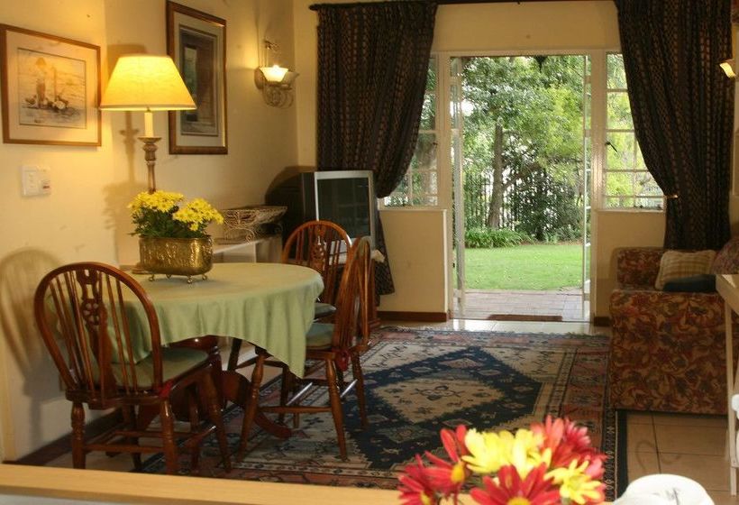 Pension Darrenwood Guest House 10