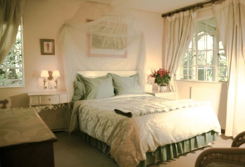 Pension Darrenwood Guest House 11