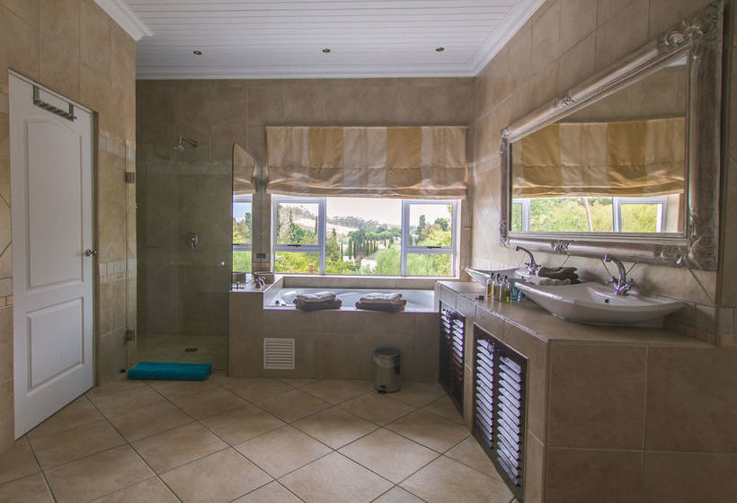 Bed and Breakfast African Tulip Guesthouse 20