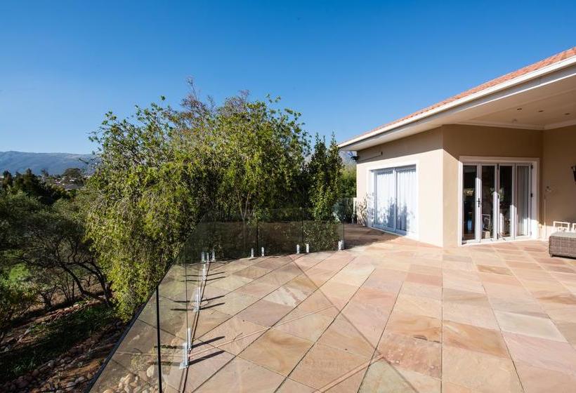 Bed and Breakfast African Tulip Guesthouse 3