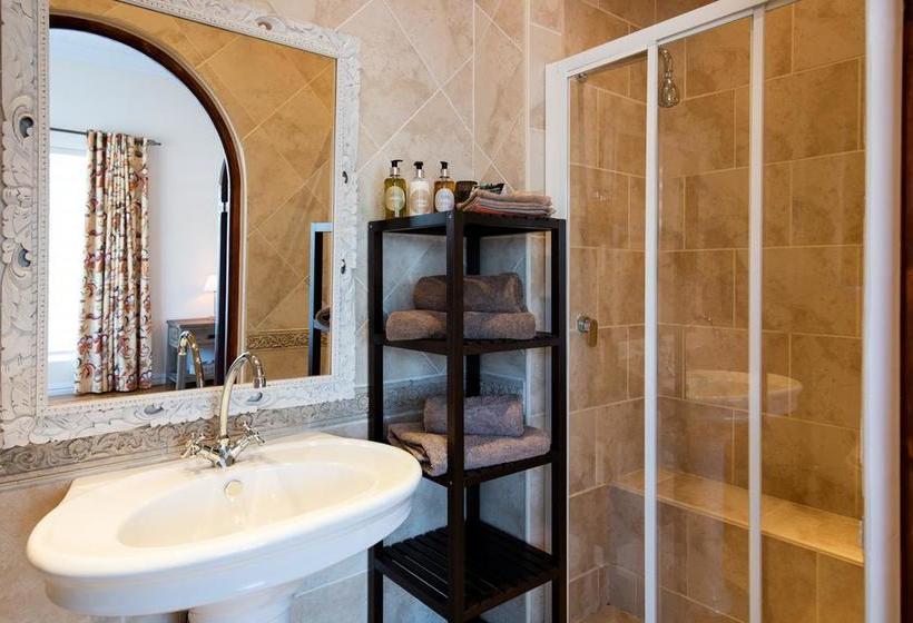 Bed and Breakfast African Tulip Guesthouse 5