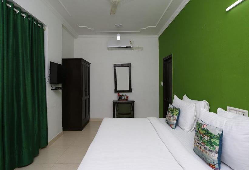 Hotel Oyo Rooms Noida Sector 41 5
