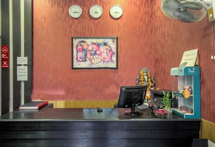 Hotel Oyo Premium Cyber Park Ii 7