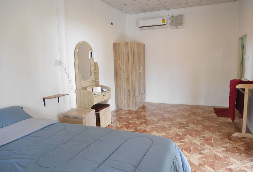 Pension Colorful Hut 8