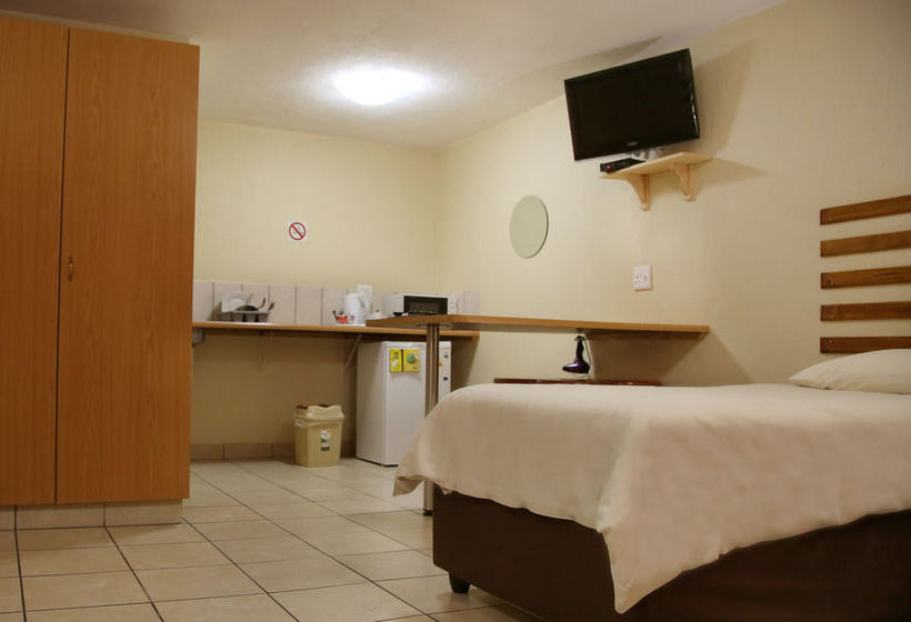 35 Kelkiewyn Bed & Breakfast 16