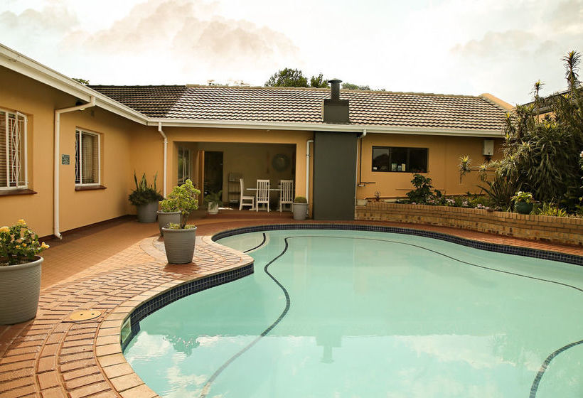 35 Kelkiewyn Bed & Breakfast 18