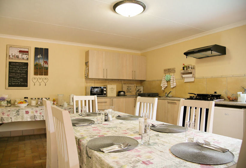 35 Kelkiewyn Bed & Breakfast 19