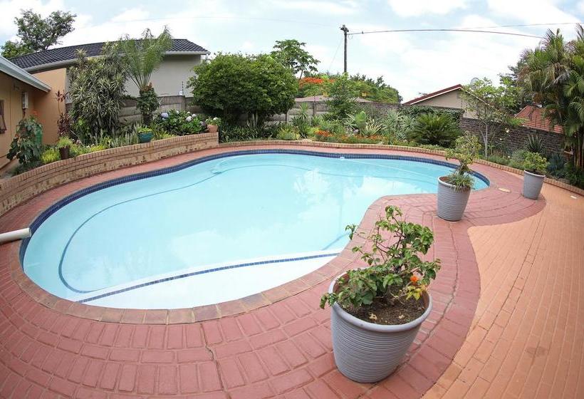 35 Kelkiewyn Bed & Breakfast 2