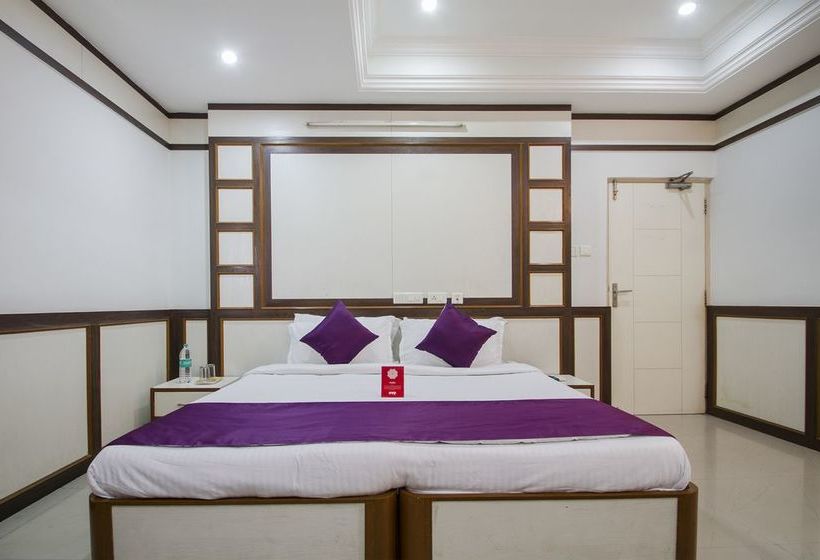 Hotel Oyo Rooms Sr Nagar Extension 10