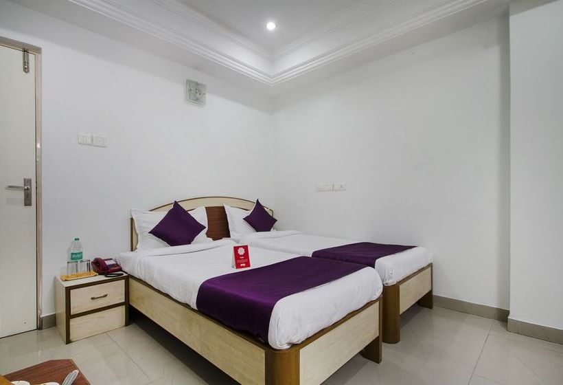 Hotel Oyo Rooms Sr Nagar Extension 15